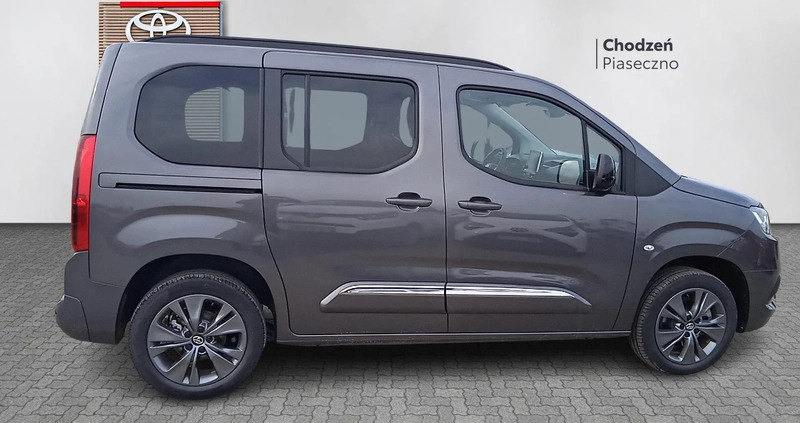 Toyota Proace City Verso cena 152990 przebieg: 10, rok produkcji 2023 z Giżycko małe 56